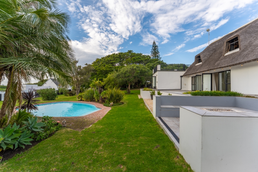 To Let 5 Bedroom Property for Rent in St Francis Bay Village Eastern Cape